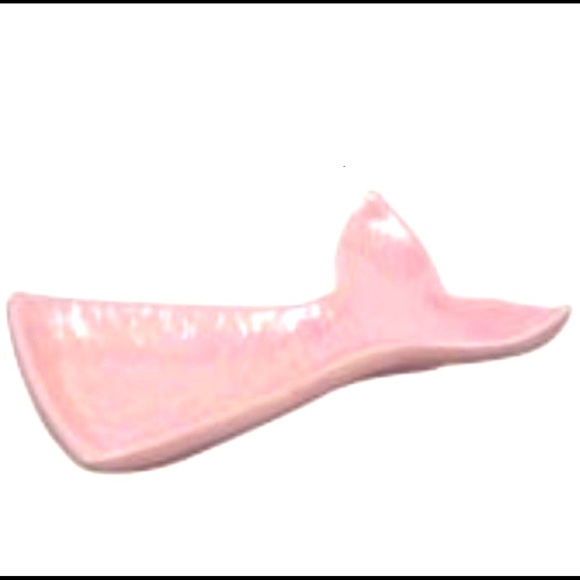Pearlized Ceramic Mermaid Tail Spoon Rest - Picture 4 of 4